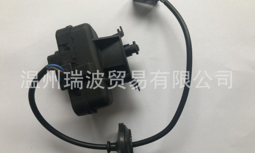 滴鼻液副作用致扁桃体发炎网滴鼻液长期滴对大脑的损害知识网站,分享滴鼻液可以咽下去吗大全